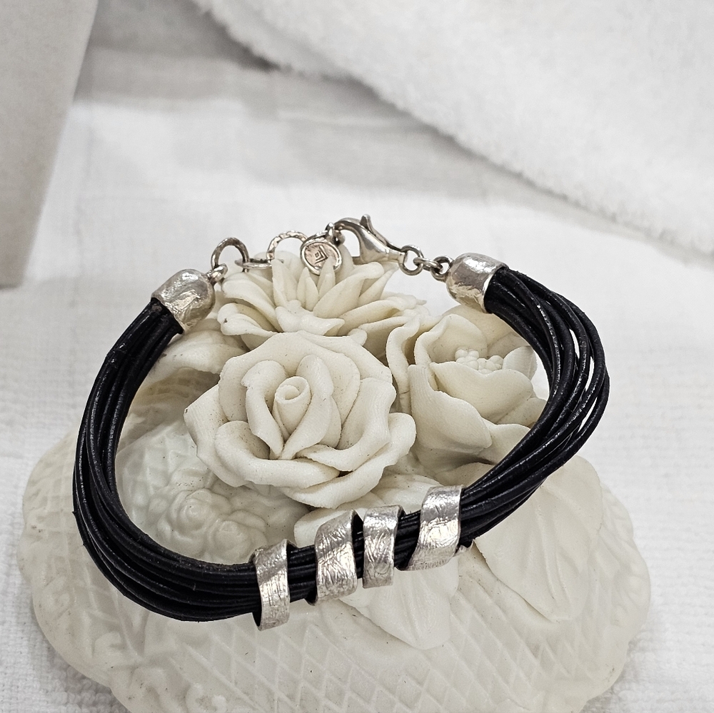 Silpada Leather and 925 Silver Bracelet Adjustable - Picture 9 of 16